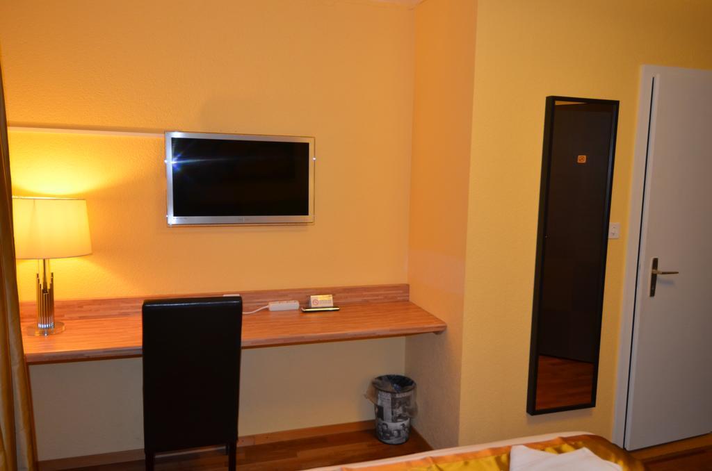 Beausite Hotel Crissier Szoba fotó